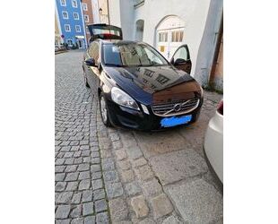 Volvo Volvo V60 D2 - Gebrauchtwagen