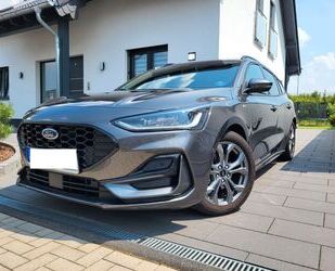 Ford Ford Focus ST-Line X Turnier Gebrauchtwagen