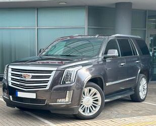 Cadillac Cadillac Escalade Platinum TV°MASS°SUN°KEY°HUD°BOS Gebrauchtwagen