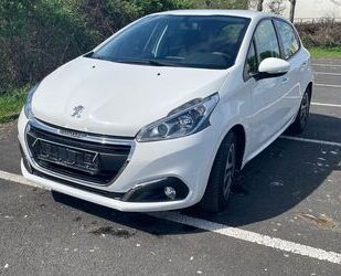 Peugeot Peugeot 208 1.2 Active PureTech 82 Active Gebrauchtwagen