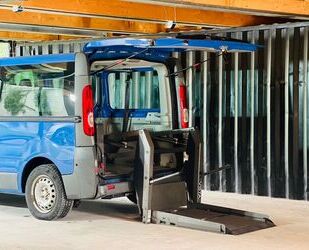 Renault Renault Trafic Automatik Behindertengerecht-Lift Gebrauchtwagen