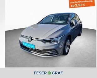 VW Volkswagen Golf VIII 1.5 eTSI DSG Life PANO NAVI A Gebrauchtwagen