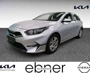 Kia Kia Ceed 1.5 T-GDI Aut. Vision KOMFORT NAVI ALU Gebrauchtwagen