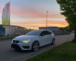 Seat Seat CUPRA 290 2.0 TSI DSG PANO H&R RIEGER BULLX Gebrauchtwagen