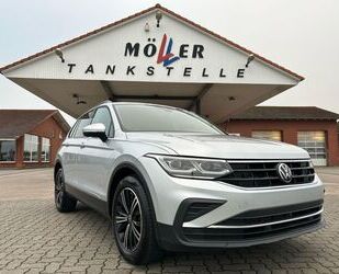 VW Volkswagen Tiguan Life 2.0 TDI / Navi Matrix Gebrauchtwagen