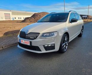 Skoda Skoda Octavia 2.0 TSI DSG RS Combi LEDER NAVI Gebrauchtwagen