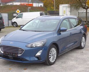 Ford Ford Focus Turn Titanium Navi LED Klimaaut Sitzhei Gebrauchtwagen