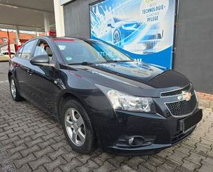 Chevrolet Chevrolet Cruze LT * AUTOMATIK * 8xALU * PDC * NAV Gebrauchtwagen