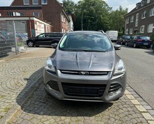 Ford Ford Kuga 2,0 TDCi 4x4 /Automatik/R.Kamera/Panoram Gebrauchtwagen