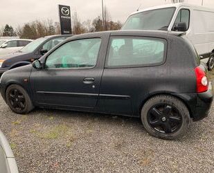 Renault Renault Clio 1.6 16V Privilege Expression Gebrauchtwagen