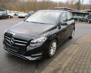 Mercedes-Benz Mercedes-Benz B -Klasse B 180 1.6 Style ~NAVI~TEM Gebrauchtwagen