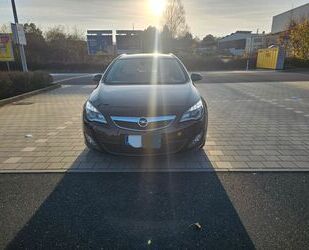 Opel Opel Astra Sports Tourer 1.4 T 150 Jahre Opel 88k. Gebrauchtwagen