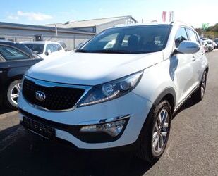 Kia Kia Sportage FIFA World Cup Edition 2WD°Navi°Cam°S Gebrauchtwagen