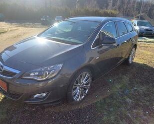 Opel Opel Astra J Sports Tourer Sport Gebrauchtwagen