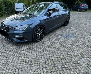 Seat Seat Leon 2.0 TSI CUPRA R 4Drive DSG Sportstou. S. Gebrauchtwagen