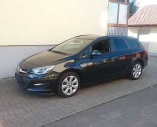 Opel Opel Astra Sports Tourer 1.4 T Style Xenon Gebrauchtwagen