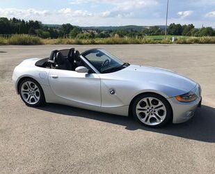 BMW BMW Z4 2.2i - 6-Zylinder / Winterpreis Gebrauchtwagen