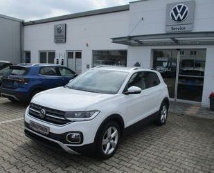 VW Volkswagen T-Cross Style DSG Navi KAM ACC LED ALU1 Gebrauchtwagen