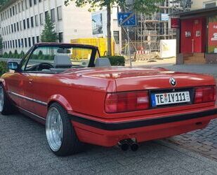 BMW BMW 320i Cabrio Gebrauchtwagen