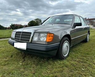 Mercedes-Benz Mercedes-Benz 230E, EZ 1988, 61tkm, SHD, AHK, Best Gebrauchtwagen