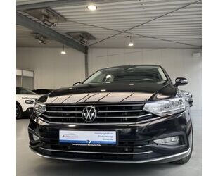 VW Volkswagen Passat Variant Elegance DSG *LED *Navi Gebrauchtwagen