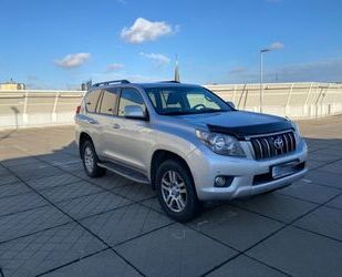 Toyota Toyota Land Cruiser 3.0 D-4D Life Automatik Gebrauchtwagen