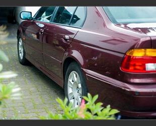 BMW BMW 525i E39 2.Hd. Leder Xenon abn. AHK Alarm Gebrauchtwagen