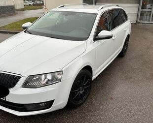 Skoda Skoda Octavia TDI Style 1.Hand Sportpaket Canton Gebrauchtwagen