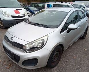 Kia Kia Rio Attract 1.2 CVVT 70ps Kein Tüv! Gebrauchtwagen