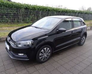 VW Volkswagen Polo 1.0 44kW Trendline BMT/ Navi /Sitz Gebrauchtwagen