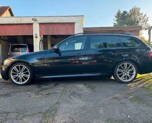 BMW BMW 325I E91 Kombi M-Paket 8 Fach bereift Gebrauchtwagen