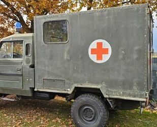  andere Andere Tarpan Honker Sanitätswagen 4x4 Allrad Mili Gebrauchtwagen