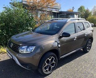 Dacia Dacia Duster Celebration TCe130 Klimatronik SHZ 36 Gebrauchtwagen