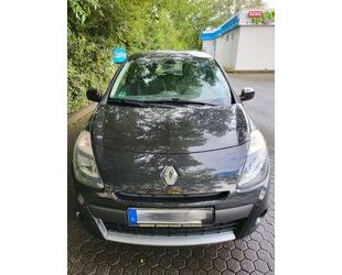 Renault Renault Clio 3 - Klimaautomatik Tempomat USB Bluet Gebrauchtwagen