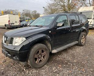 Nissan Nissan Pathfinder 2.5 dCi Premium Gebrauchtwagen