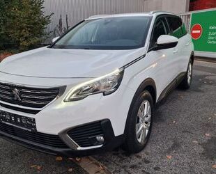 Peugeot Peugeot 5008 Active Navi 8 Fachereift Tempomat Tüv Gebrauchtwagen