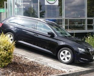 Skoda Skoda Superb Combi Ambition Navi Sitzheizung LED Gebrauchtwagen