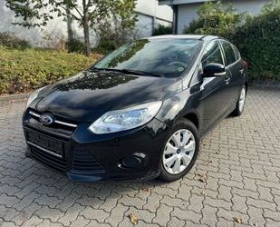 Ford Ford Focus Lim. Trend 1.6l*TÜVneu*Klima*8-fach* Gebrauchtwagen