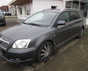 Toyota Toyota Avensis Combi Sol 1.8-l-VVT-i Gebrauchtwagen