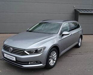 VW Volkswagen Passat Variant Comfortline Navi Sitzhei Gebrauchtwagen