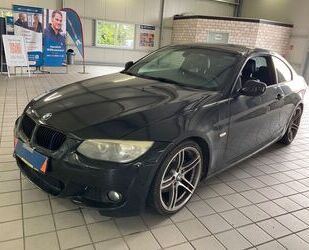 BMW BMW 325i Coupe M-Paket Autom *Navi *Leder *Aktivle Gebrauchtwagen