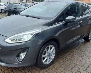 Ford Ford FiestaTitanium Hybrid Navi LED Kamera LR Heiz Gebrauchtwagen