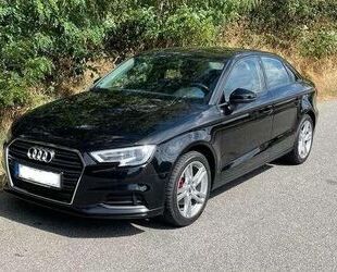 Audi Audi A3 Lim S-Line DSG CarPlay SHZ Xenon Tempomat Gebrauchtwagen