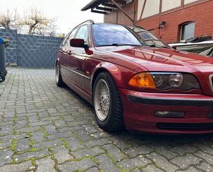 BMW BMW 320i touring - Gebrauchtwagen