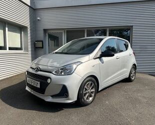 Hyundai Hyundai i10 YES!*1.Hand*SHZ*KLIMA*RENTNERFAHRZEUG* Gebrauchtwagen