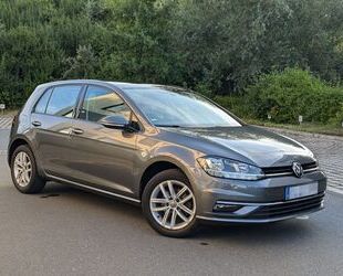 VW Volkswagen Golf TSI Comfortline Dynaudio ACC SD VD Gebrauchtwagen