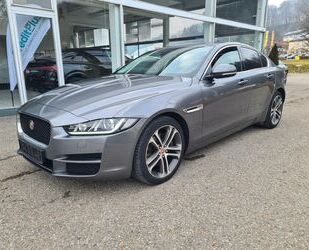 Jaguar Jaguar XE 2.0 Prestige Navi 4xSHZ 8-fach Gebrauchtwagen