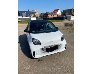 Smart Smart ForTwo coupé 60kW EQ Batterie - 22kW-Bordlad Gebrauchtwagen