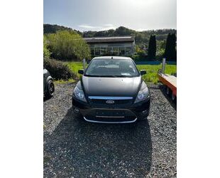 Ford Ford Focus Cabrio Black Magic Gebrauchtwagen