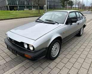 Alfa Romeo Alfa Romeo GTV + ein echter Alfa + Gebrauchtwagen